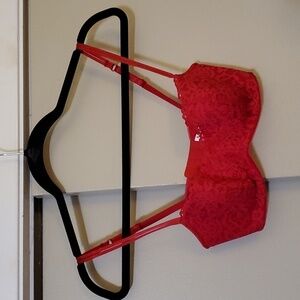 b.tempt'd red floral lace underwire bra Size 32D